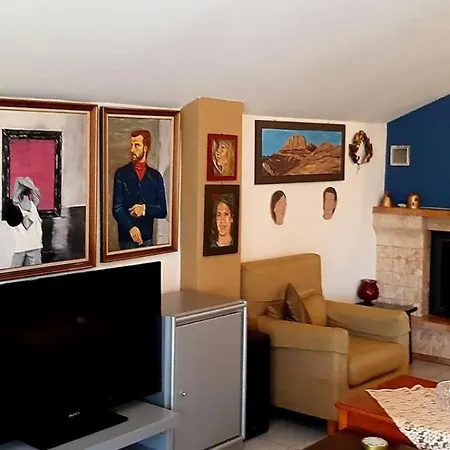 Rosa's House Vromerí