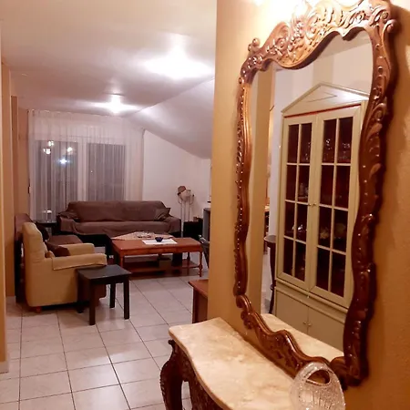 Rosa's House Vromerí