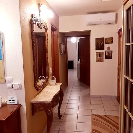 Rosa's House Vromerí